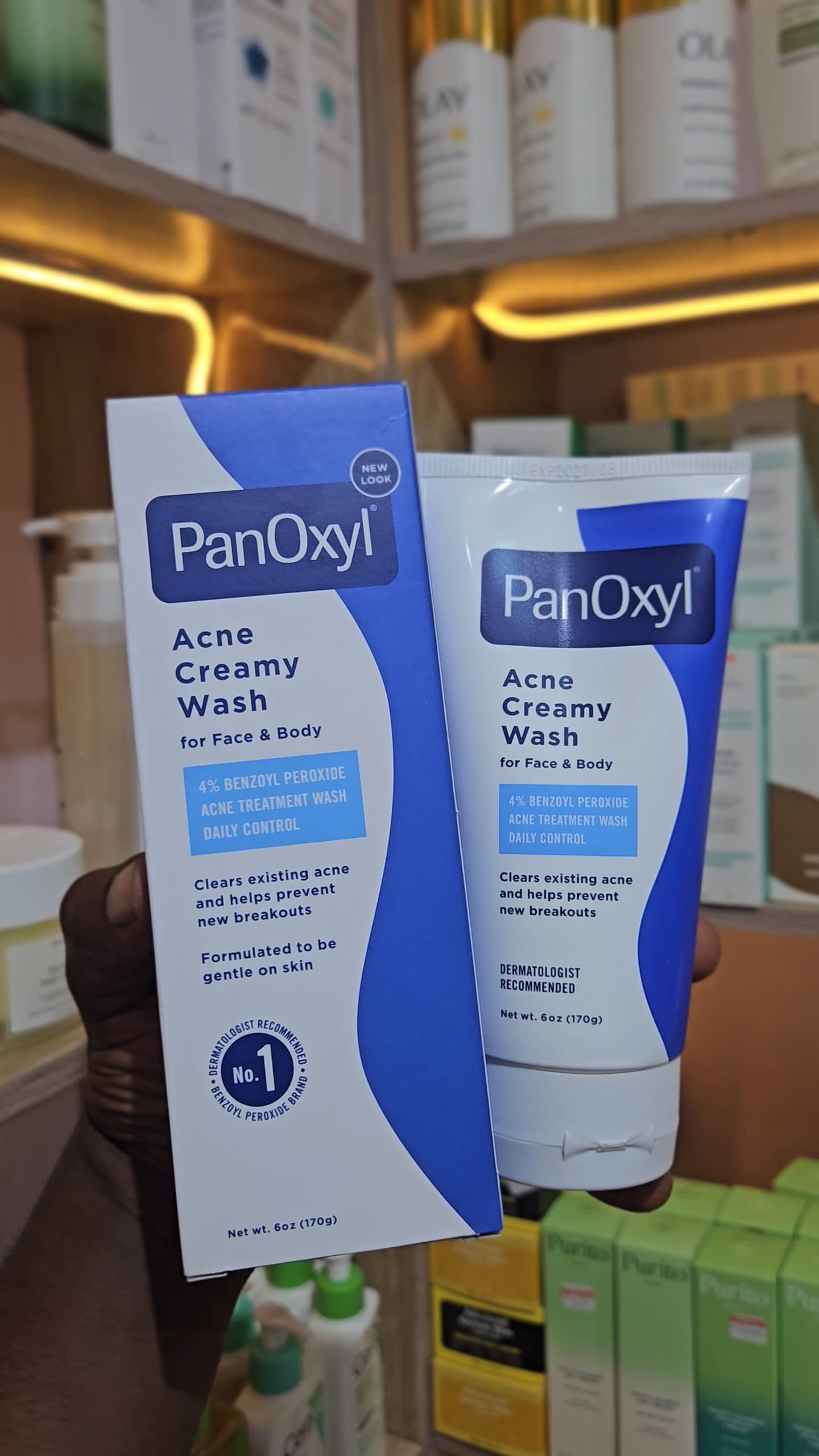 Panoxyl 4% Acne Creamy Wash